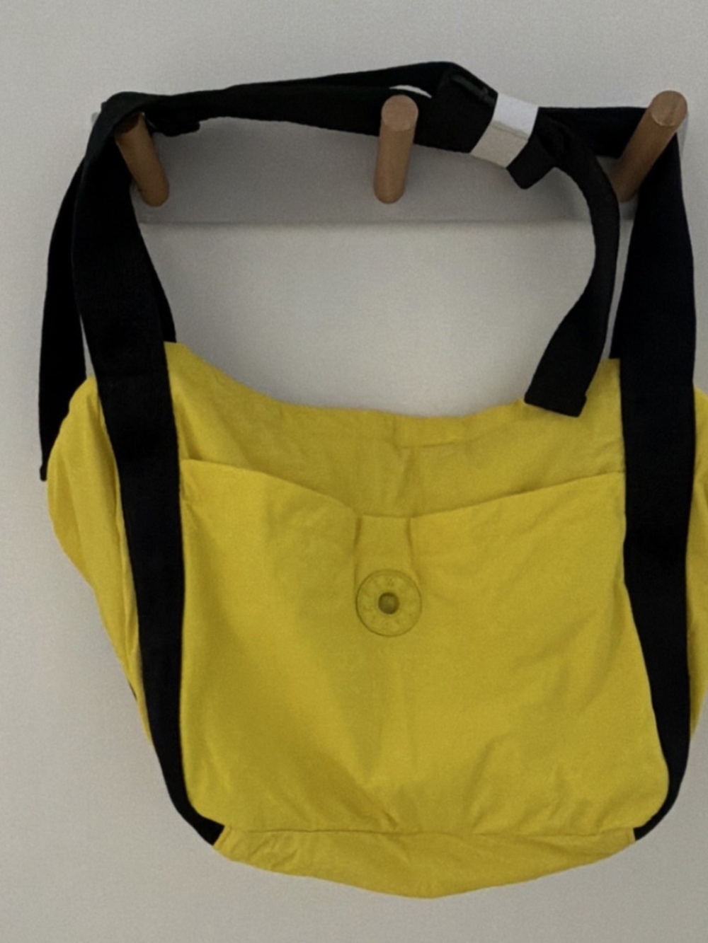 BIMBA Y LOLA Women’s Yellow Bucket Bag Drawstring Black Strap Detachable Lined